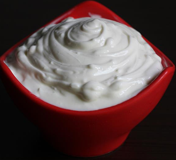 15 Difference Between Yoghurt And Curd (With Nutritional Content